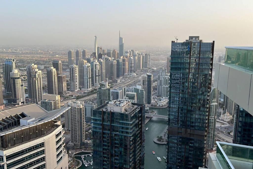 High Floor With City Skyline & Burj Khalifa View 3 Bedroom Unit Marina Dubai Esterno foto