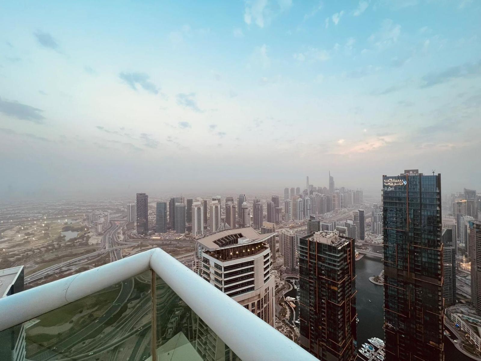 High Floor With City Skyline & Burj Khalifa View 3 Bedroom Unit Marina Dubai Esterno foto